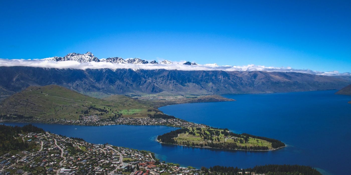 The Kelvin Heights peninsula and Lake Wakatipu